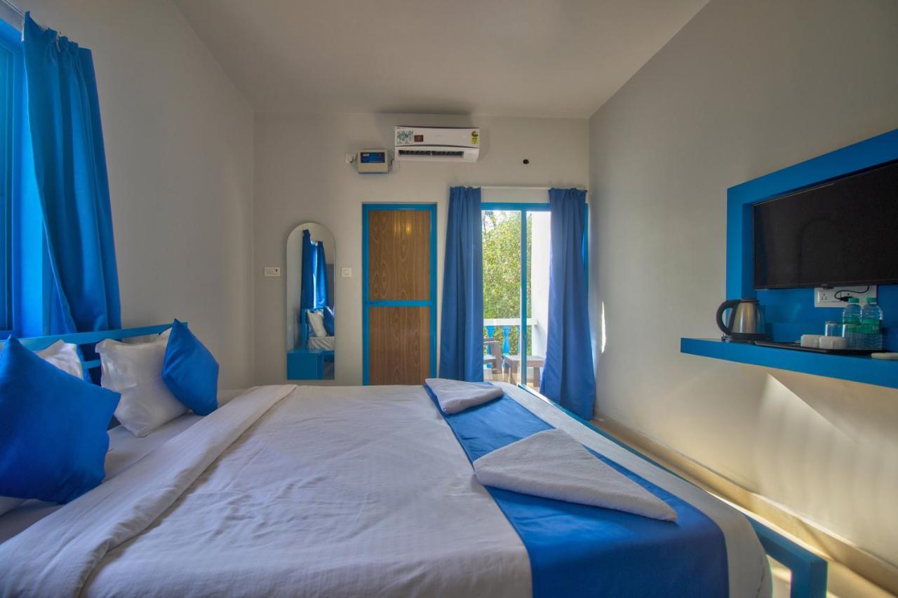Mandrem Retreat Beach Resort Velha Goa Exterior foto