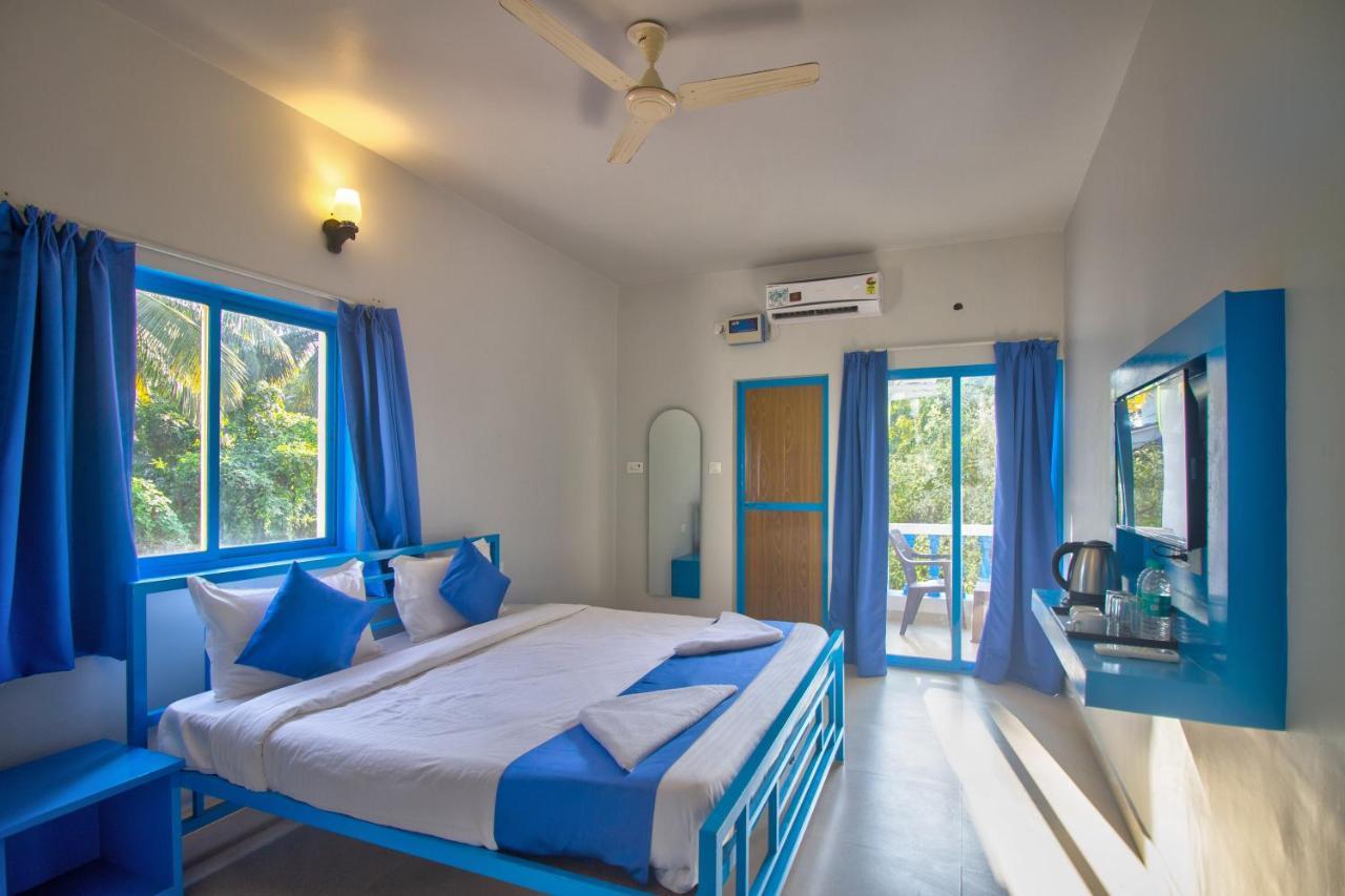 Mandrem Retreat Beach Resort Velha Goa Exterior foto