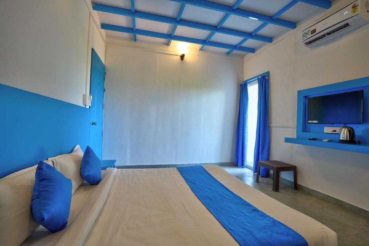 Mandrem Retreat Beach Resort Velha Goa Exterior foto